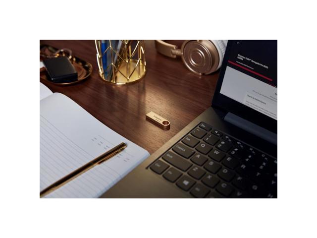Kingston - 128GB 220MB/s Metal USB 3.2 Gen 1 DataTraveler SE9 G3